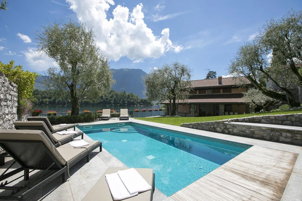 Villa Anna Ossuccio 0*,